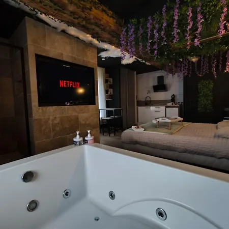 L'Experience Love Room L'Etrat Exterior photo